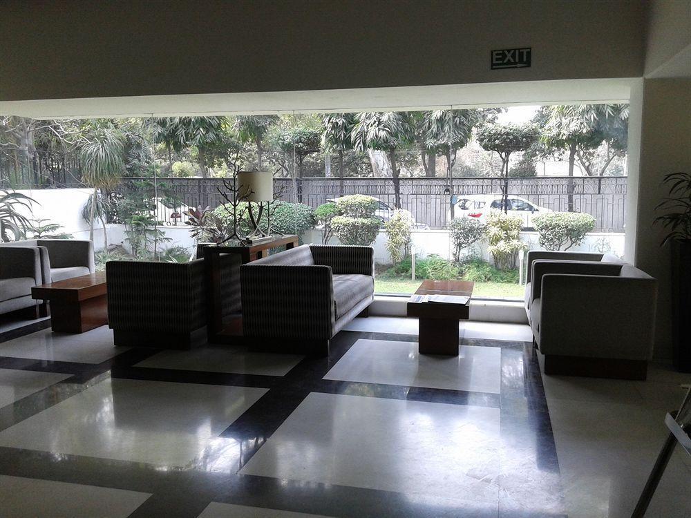 Hotel Ahuja Residency Sunder Nagar Nueva Delhi Exterior foto