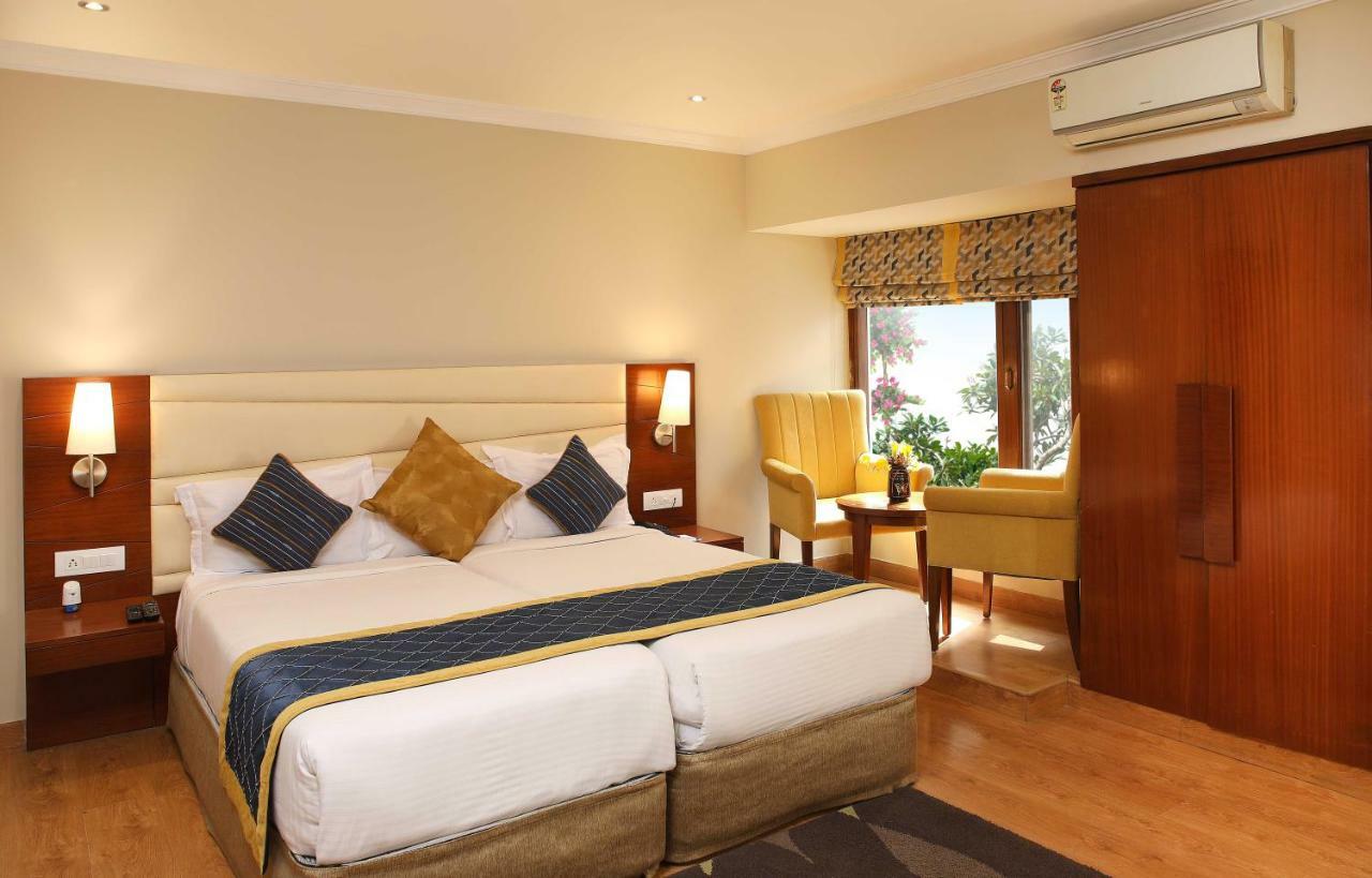 Hotel Ahuja Residency Sunder Nagar Nueva Delhi Exterior foto
