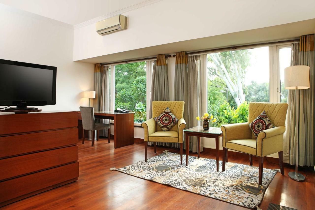 Hotel Ahuja Residency Sunder Nagar Nueva Delhi Exterior foto
