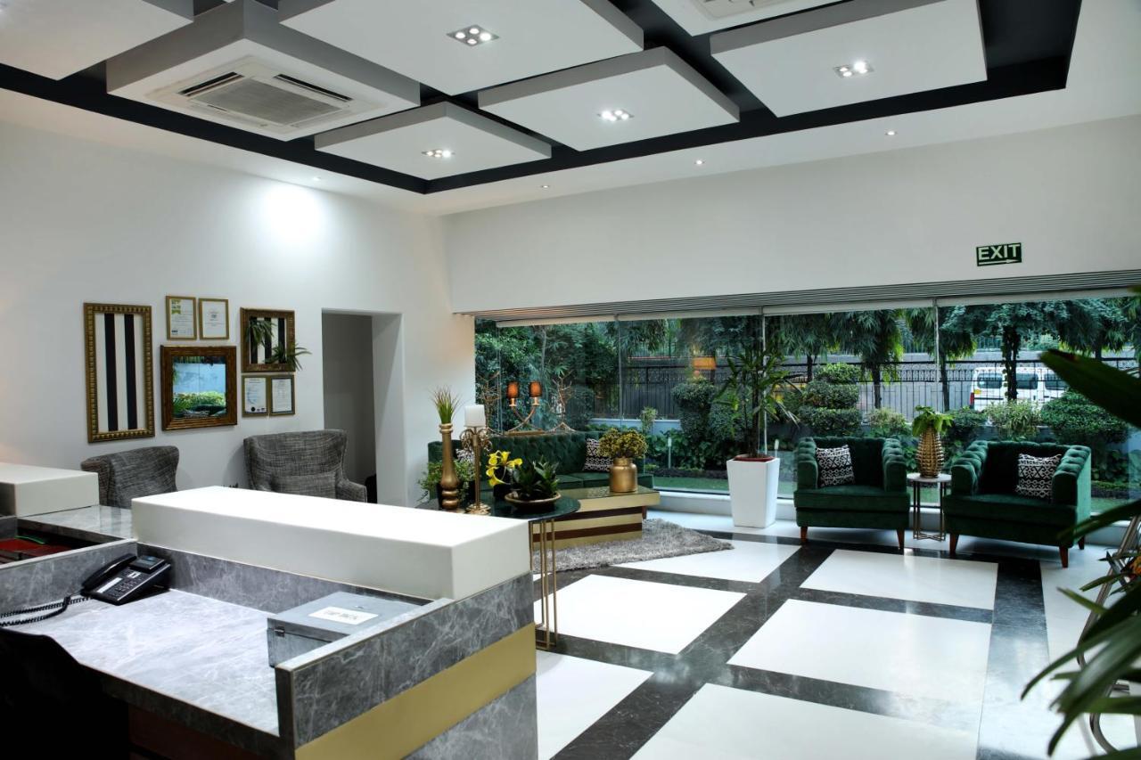 Hotel Ahuja Residency Sunder Nagar Nueva Delhi Exterior foto